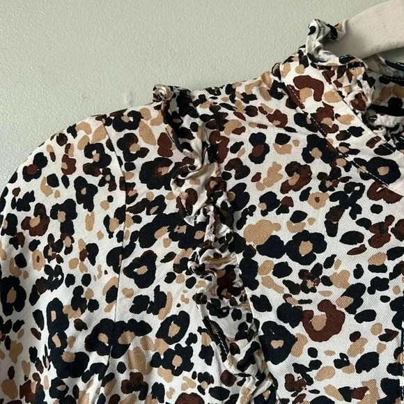 Anthropologie | Maeve Katia Ruffled Buttondown - Picture 3 of 8